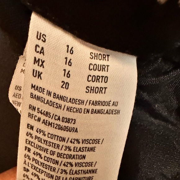 American Eagle Black distressed Denim Jeans - Picture 4 of 4